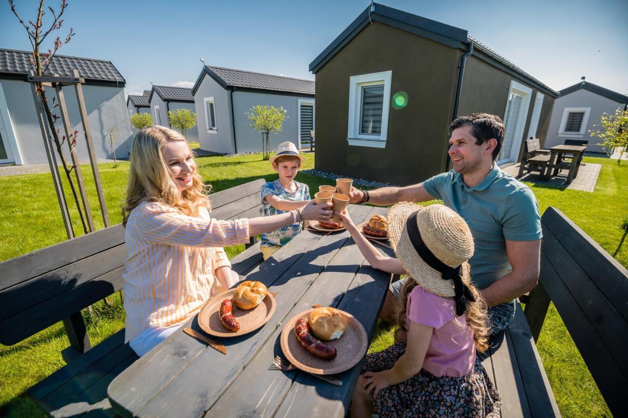 Scandi Village Zator Luaran gambar