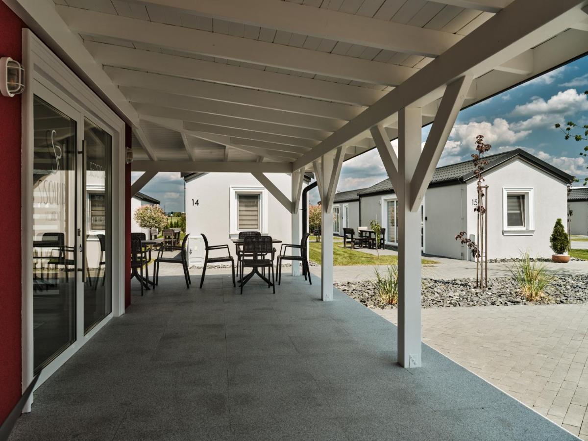 Scandi Village Zator Luaran gambar